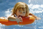 Польза плавания для детей